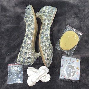 short heel with diamonds around, 9 in women